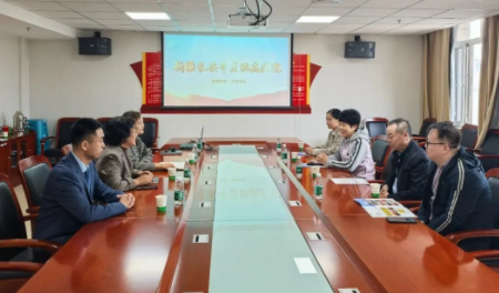 新疆医科大学第六附属医院中医科主任王宁一行到新疆长安中医脑病医院参观交