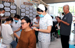 西安中医脑病医院开展三伏贴义诊活动